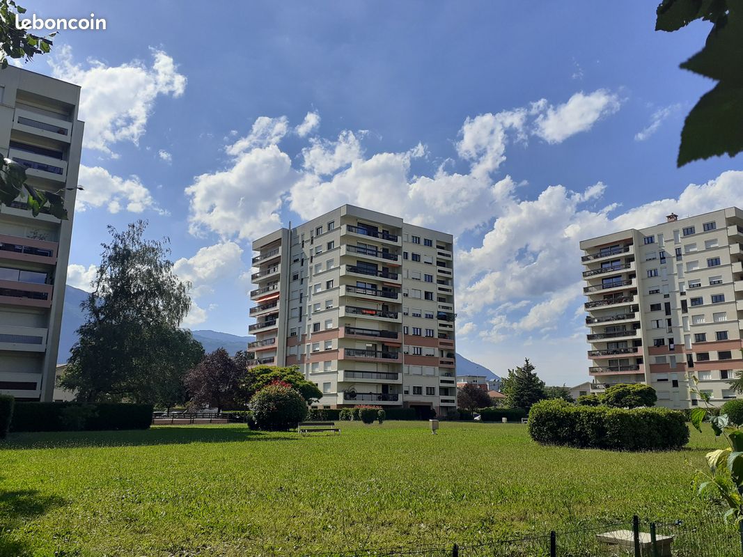 Appartement 1 pièce 30 m² · à Échirolles · 30 m² · 93 000 €