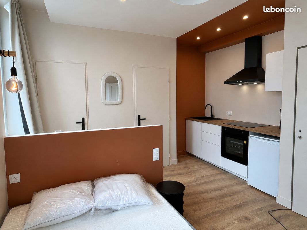 Appartement 1 pièce 21 m² · à Saint-Chamond · 21 m² · 400 €