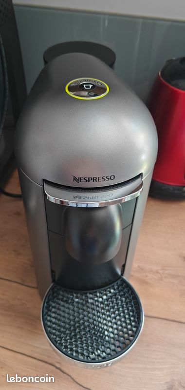 Machine a café Nespresso Vertuo (image 1)