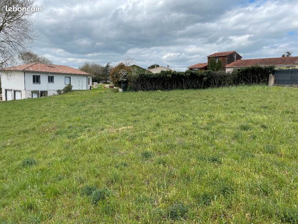 Terrain 873 m² Viviers Les Montagnes