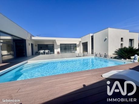 Maison 5 pièces 200 m² · à Corneilla-la-Rivière · 200 m² · 590 000 €