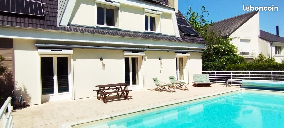 Maison 9 pièces 188 m² · à Gueux · 188 m² · 567 000 €
