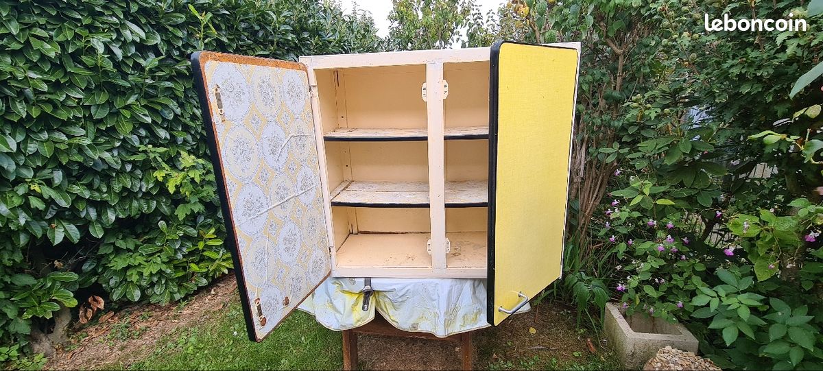 Meuble haut vintage jaune (image 2)