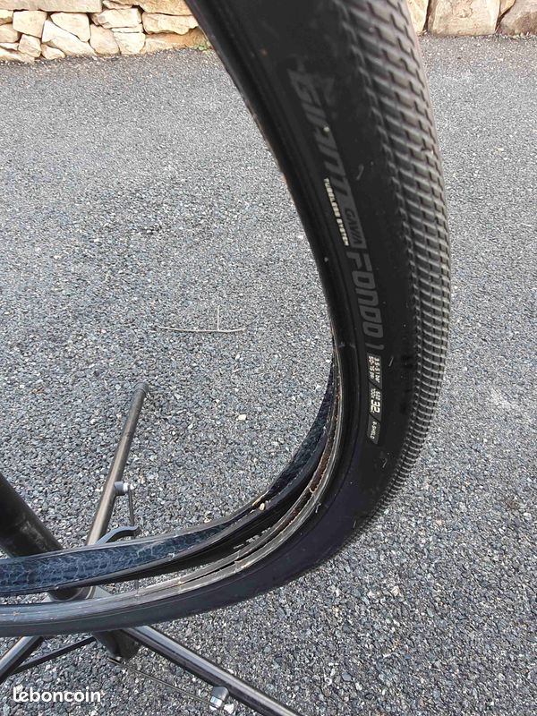 Paire de pneus GIANT Tubeless Gavia Fondo Équipements vélos