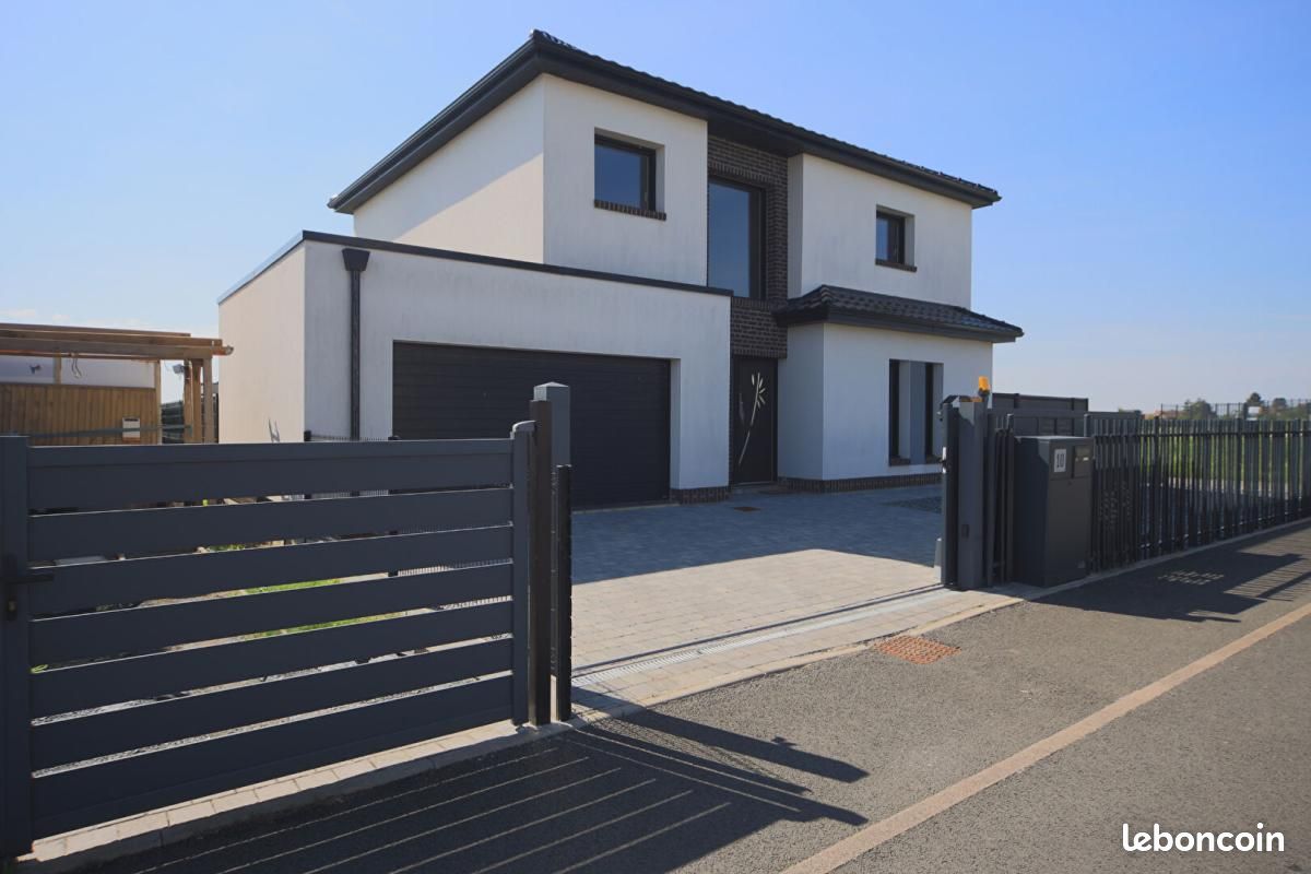 Maison 6 pièces 143 m² · à Annay · 143 m² · 378 000 €