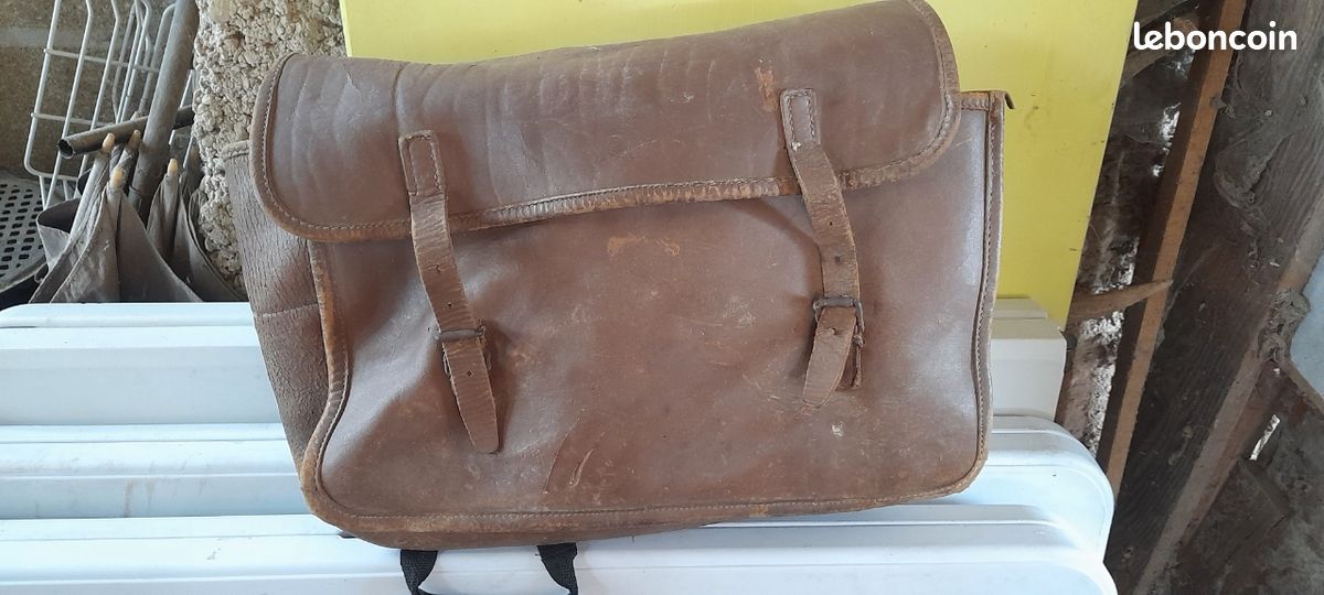 Ancienne sacoche de facteur Collection