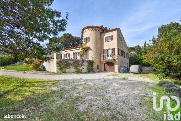 Maison 6 pièces 180 m²