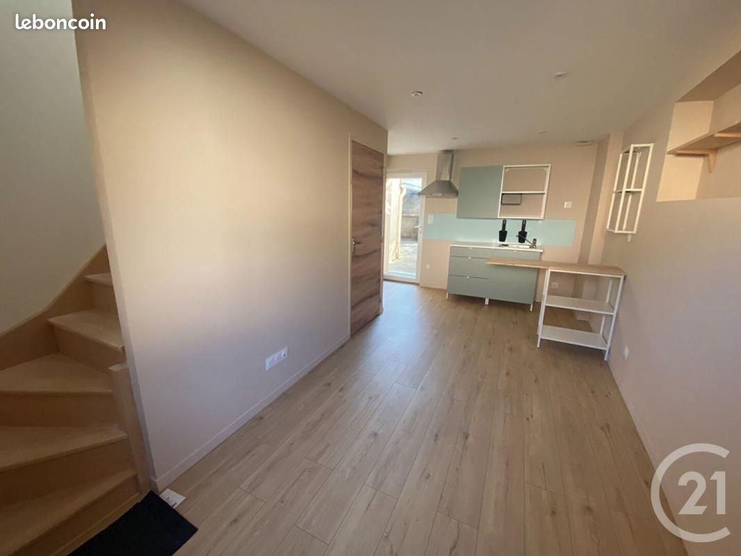 Maison 2 pièces 27 m² · à Saint-Denis-Lanneray · 27 m² · 510 €/mois