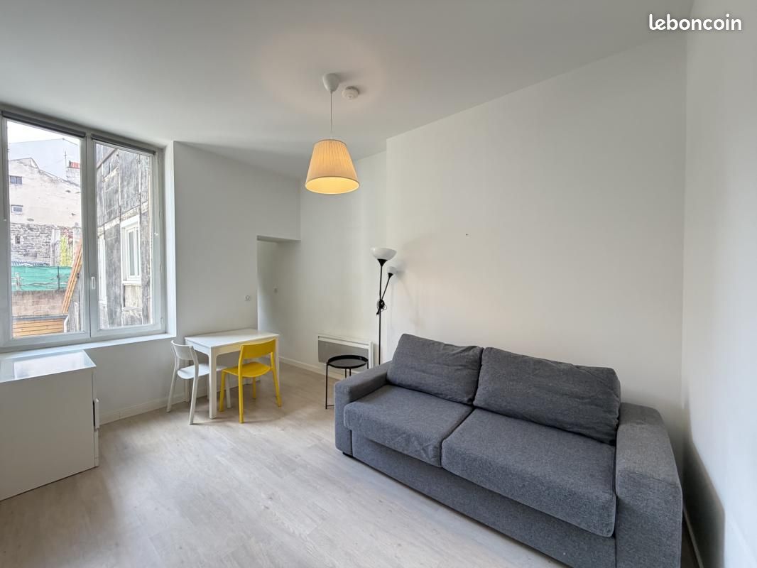 Appartement 1 pièce 21 m² · à Saint-Étienne · 21 m² · 400 €