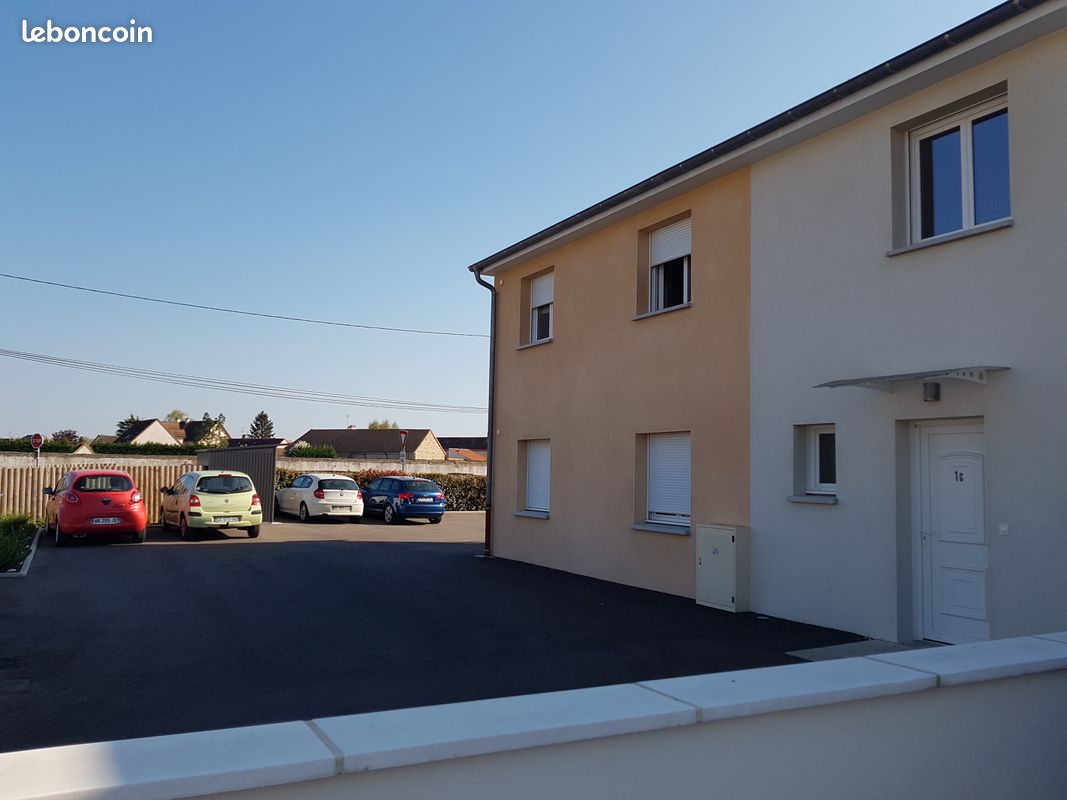 Appartement 3 pièces 62 m² · à Saint-Marcel · 62 m² · 656 €
