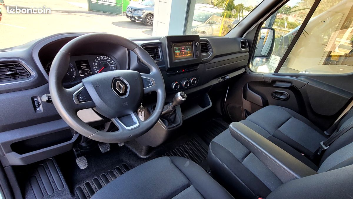 Renault Master L2H2 dCi 150 Grand Confort 7 places (image 8)