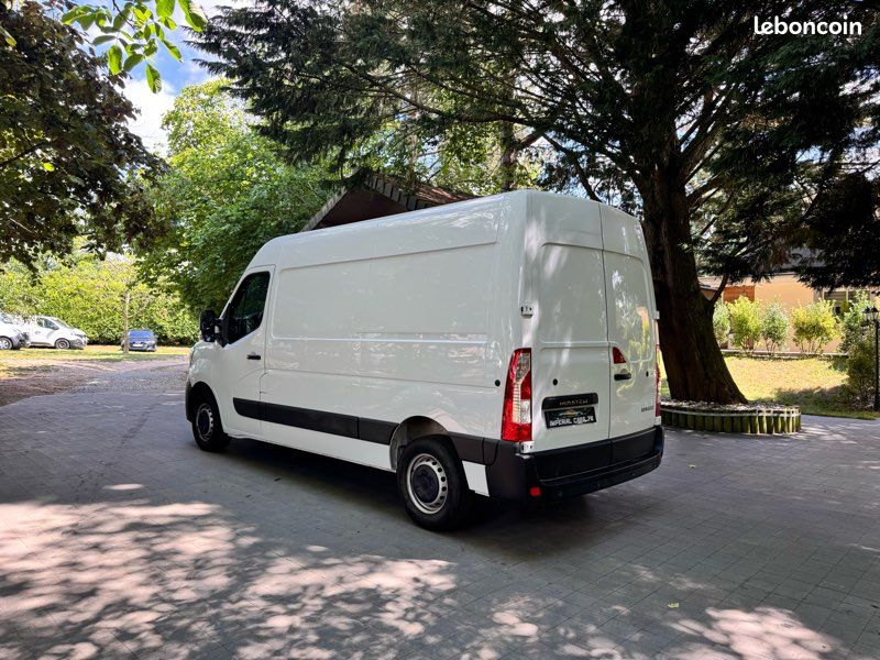 RENAULT MASTER FGN TRAC L2H2 BLUE 2,3 DCI 135 GRAND CONFORT - 16 658 HT - TVA RÉCUPÉRABLE - sort de révision (image 3)