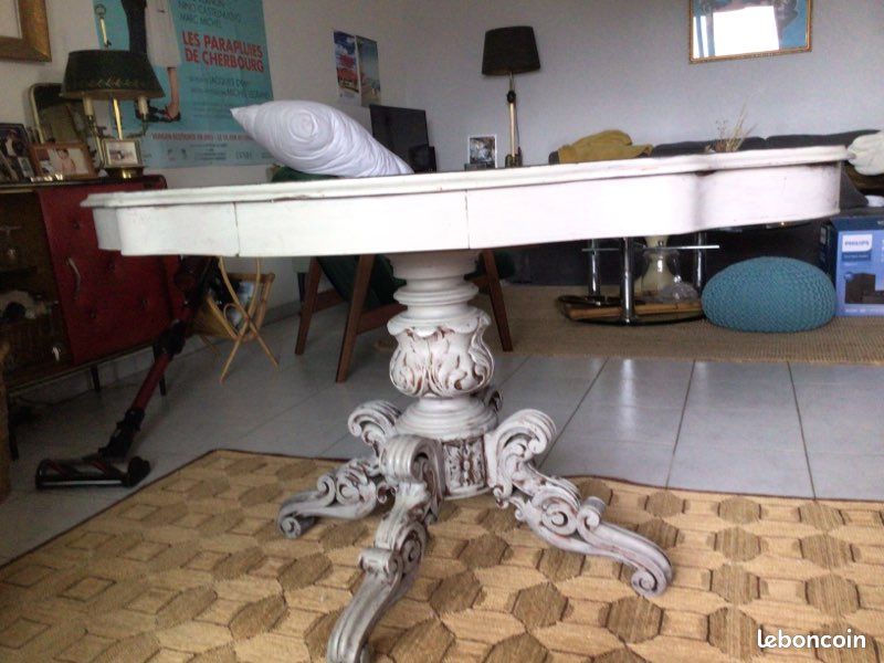 Table violon (image 2)