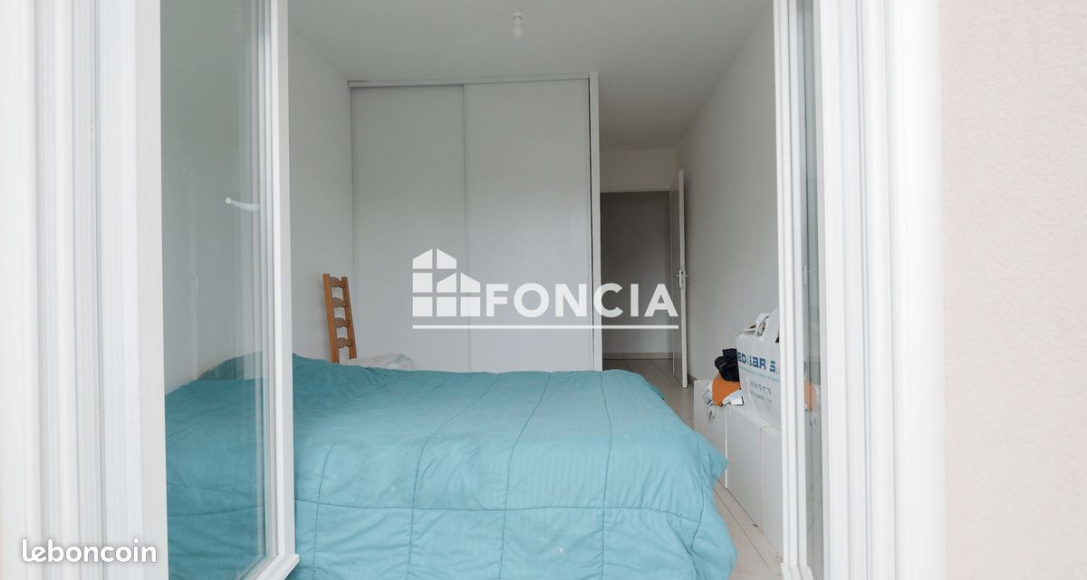 Cesson 🏡 Appartement T3 – 65 m² avec parrking et terrasse a 3 minutes a pied de la Gare RER – Cesson (Rue de Paris) – Résidence Les Balcos de Balory (2009) (image 2)
