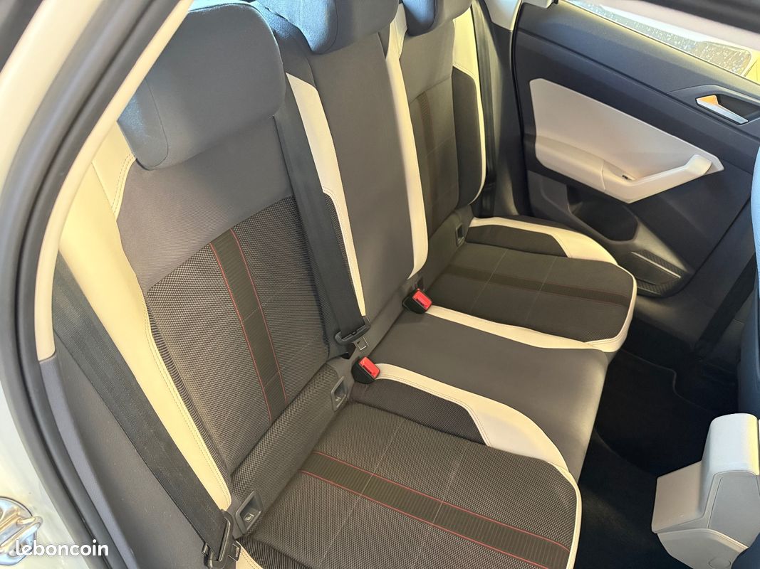 VOLKSWAGEN POLO 1.0 TSI 95 CH SS First Edition BEATS AUDIO (image 13)