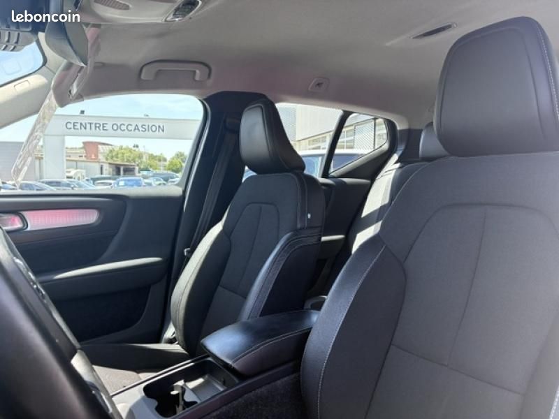Volvo XC40 T3 156ch Business (image 12)