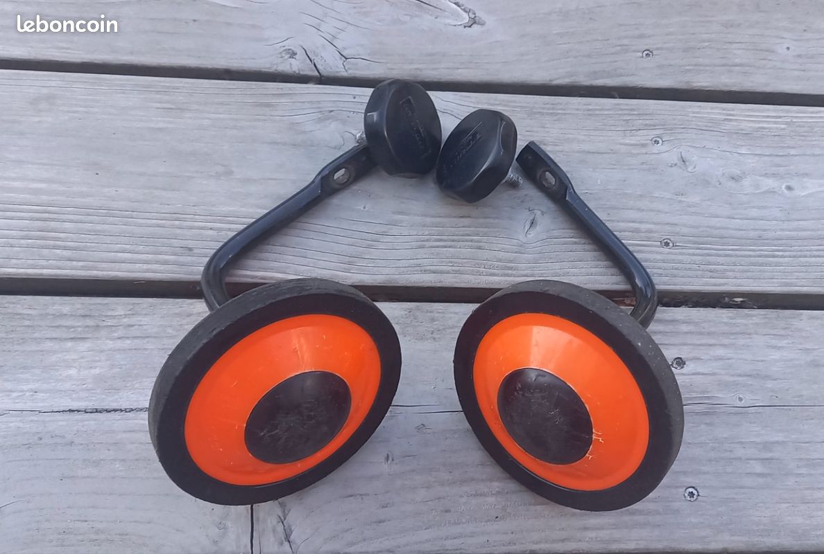 Stabilisateur petites roues vélo enfants (image 1)