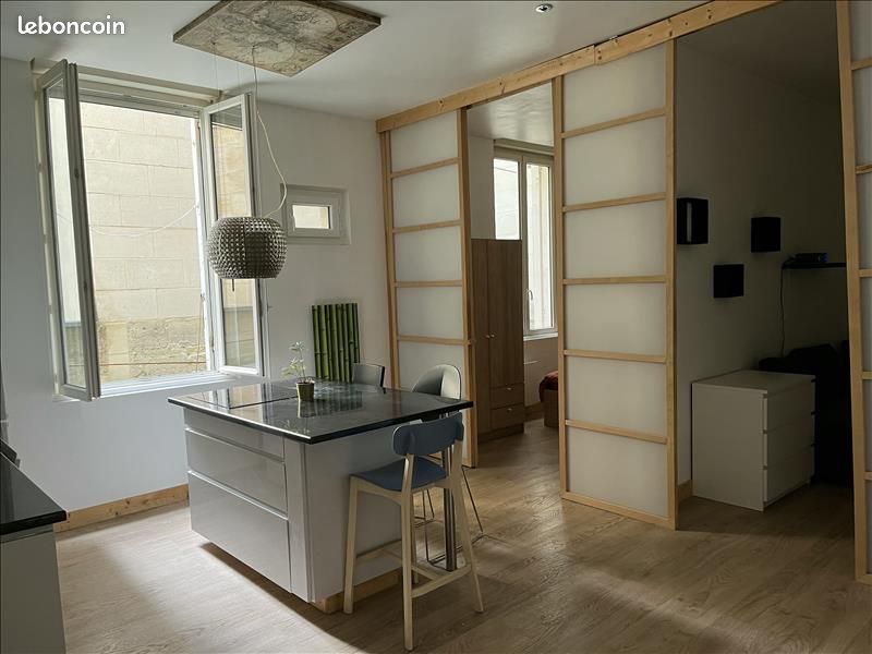 Appartement 2 pièces 47 m² · à Bordeaux · 47 m² · 898 €