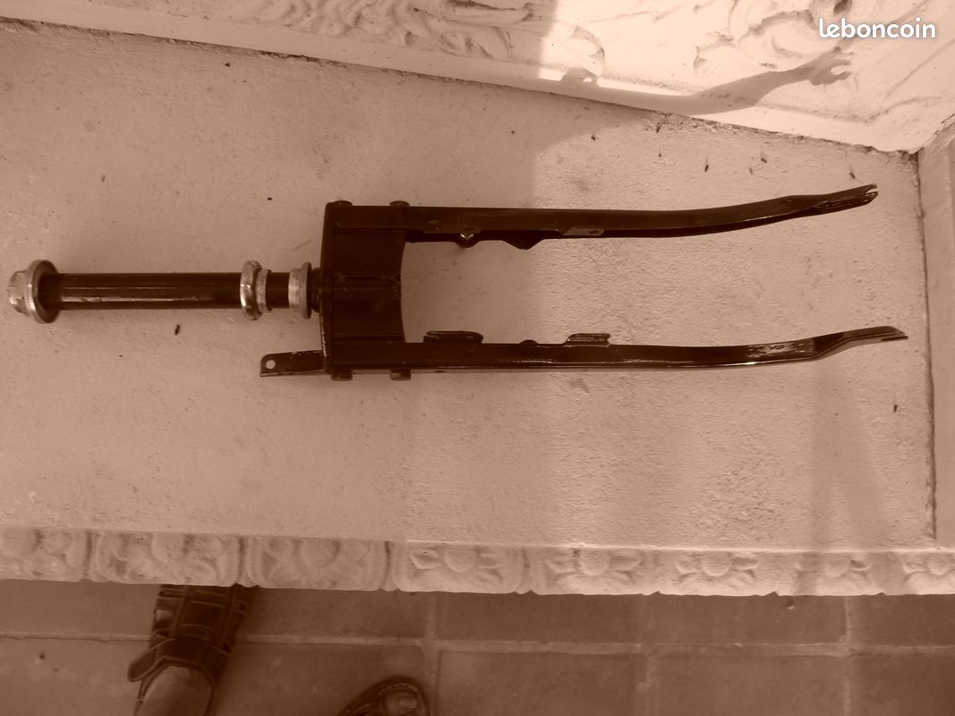 Fourche de solex 2200 (image 3)