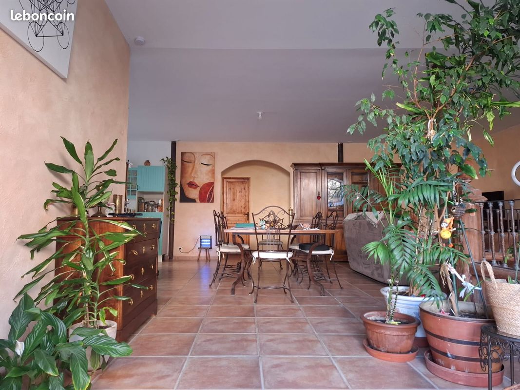 Maison 7 pièces 248 m² · à Montady · 248 m² · 449 000 €
