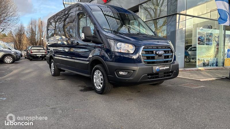 Ford Transit 2t Véhicule utilitaire ou Société PE 350 L3H2 135 kW Batterie 75/68 kWh Trend Business (image 3)