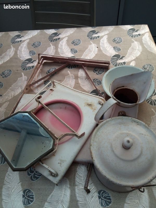 Table de toilette de poupée (image 5)