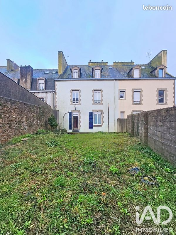 Maison 10 pièces 203 m² · à Douarnenez · 203 m² · 257 000 €