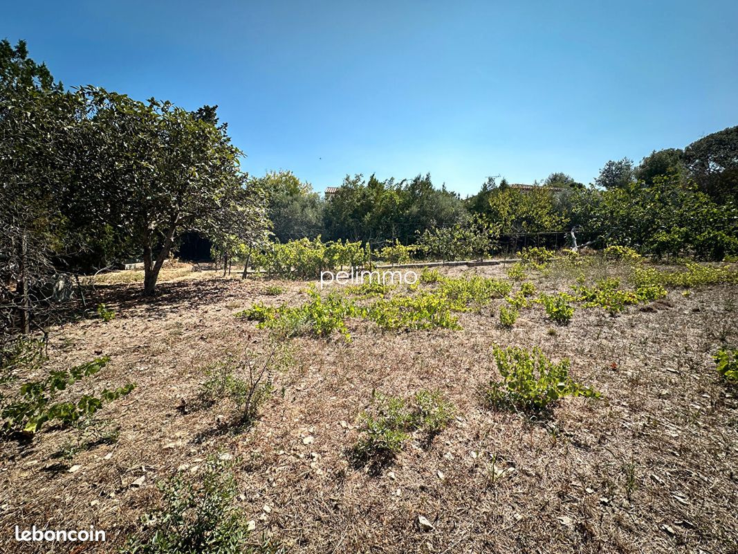 Terrain 455 m² · à Lançon-Provence · 455 m² · 225 000 €