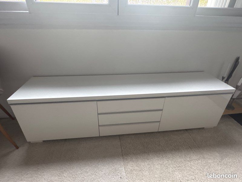 Meuble télé IKEA (image 1)