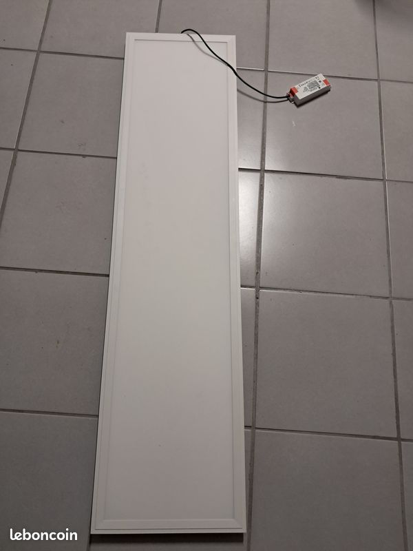 Dalle LED rectangulaire (image 1)