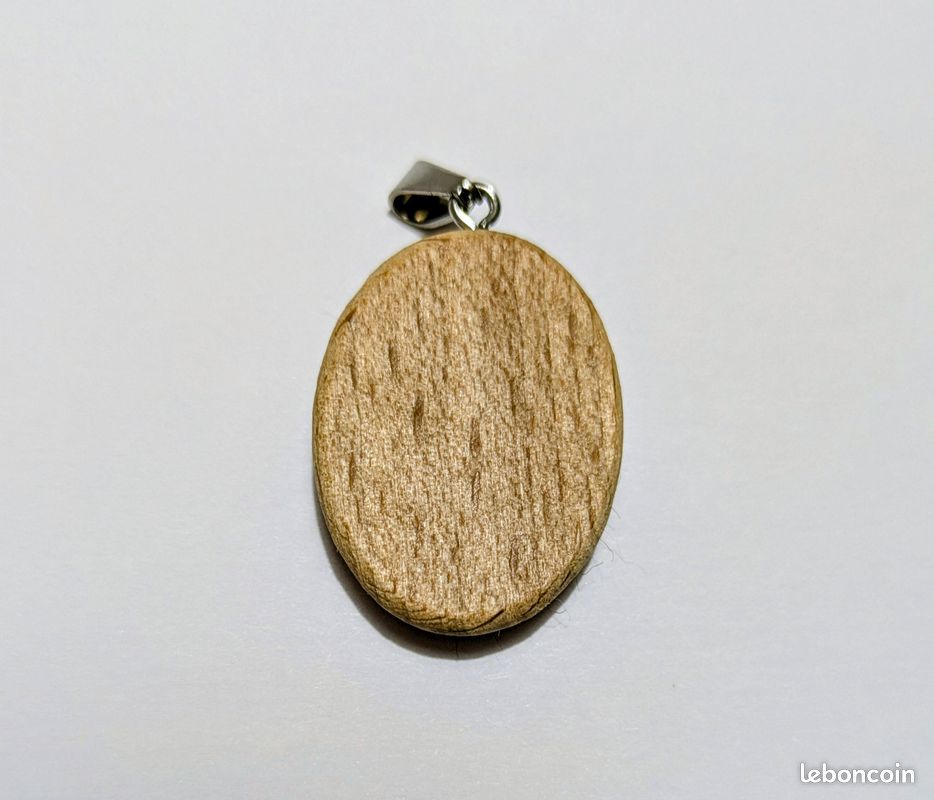 Pendentif brodé fait main bois et tissu style nature bohème (image 2)