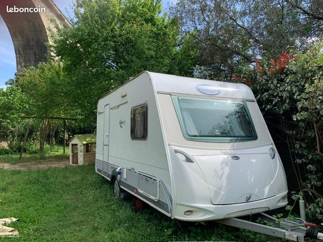 Caravane toute équipée (image 1)