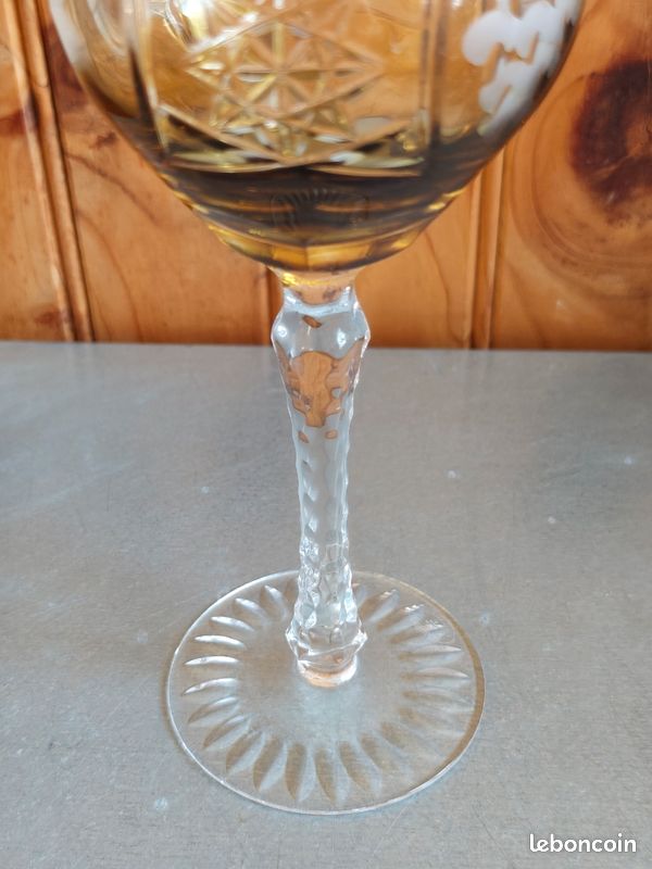 Verre à vin en cristal de Lorraine estampillée (image 5)
