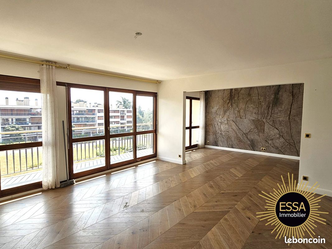 Appartement 8 pièces 139 m² · à Noisy-le-Roi · 139 m² · 517 000 €