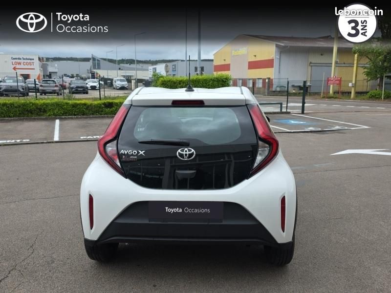 Toyota Aygo X 1.0 VVT-i 72ch Dynamic MY23 (image 4)