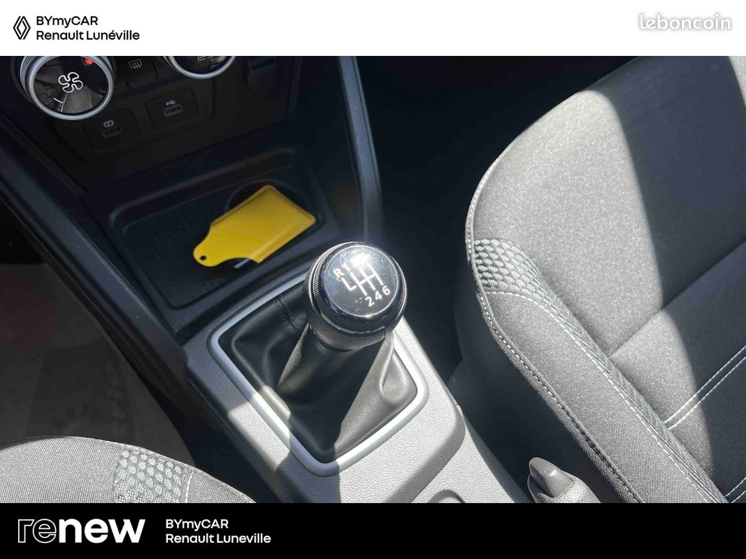 DACIA Duster ECO-G 100 4x2 Journey + (image 22)