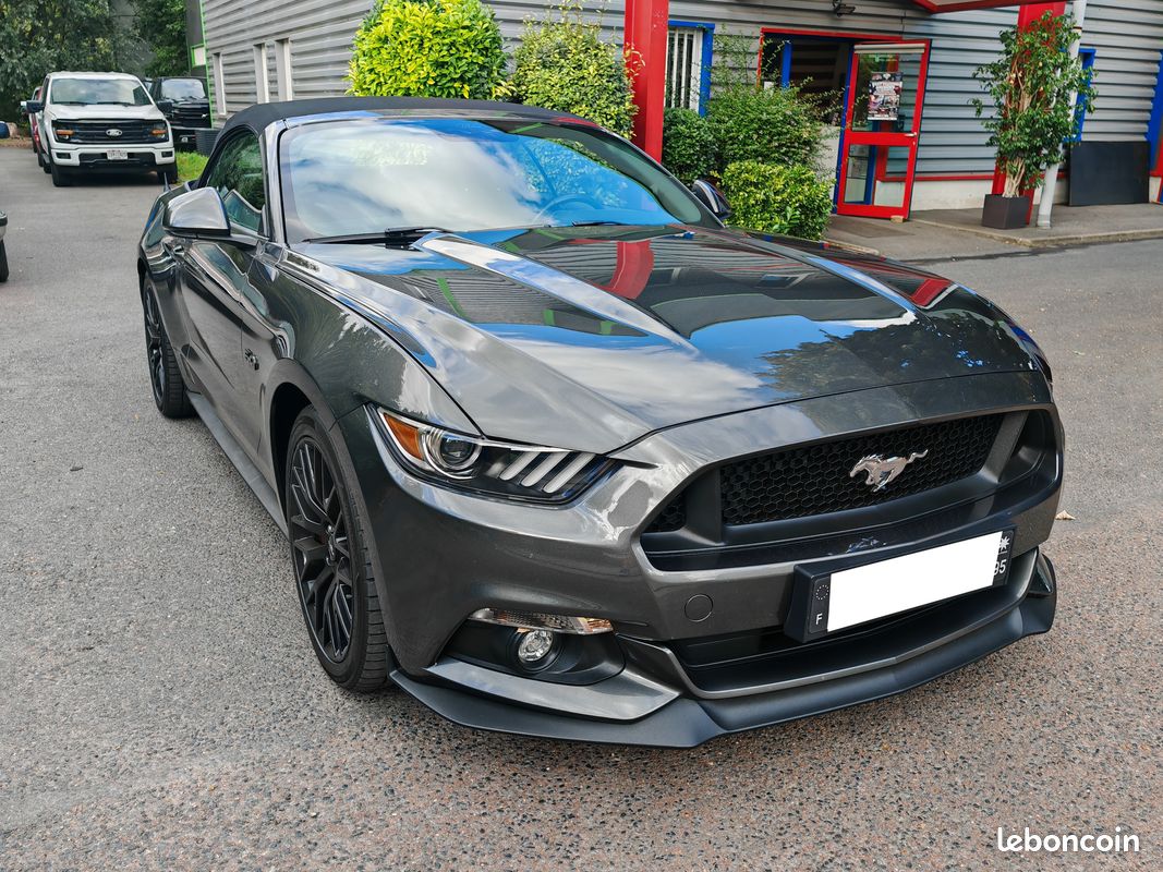 Mustang gt cabriolet (image 1)