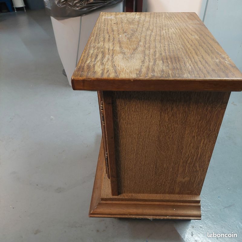 Table de chevet (image 2)