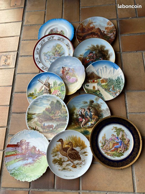 Lot de 12 assiettes décoratives (image 1)