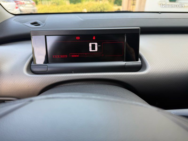 Citroën c4 cactus 1.2 pth 110 cv shine (image 6)