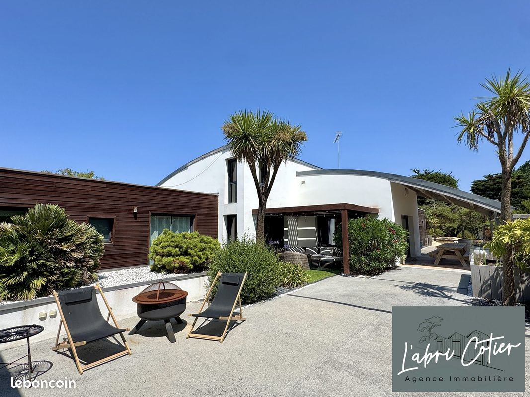 Maison 6 pièces 249 m² · à Saint-Hilaire-de-Riez · 249 m² · 1 377 000 €