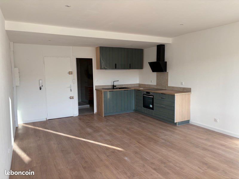 Appartement 1 pièce 35 m² · à Les Pennes-Mirabeau · 35 m² · 150 000 €