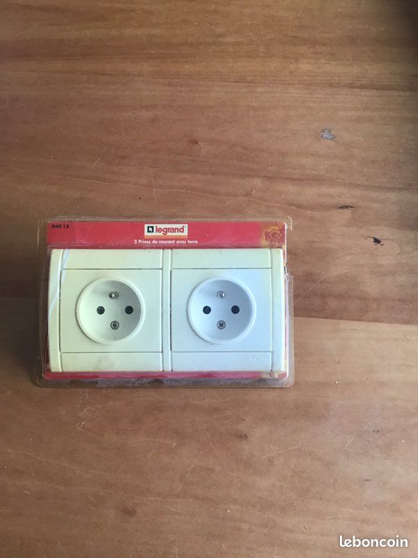 Interrupteur Legrand Sagane Opalis 843 26 - Neuf, Blanc, Pour Montage Encastré
