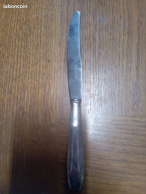 12 couteaux métal argenté (image 1)