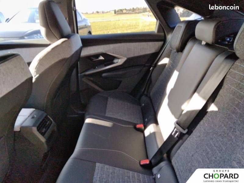 Peugeot 3008 Hybrid 145 e-DCS6 Allure (image 19)