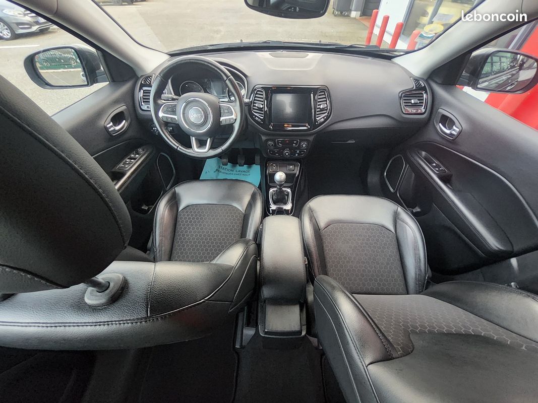 JEEP COMPASS 1.6 I MultiJet II 120 ch BVM6 Brooklyn Edition (image 10)