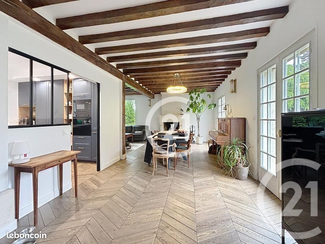 Maison 5 pièces 130 m² · à Hérouville-Saint-Clair · 130 m² · 472 000 €