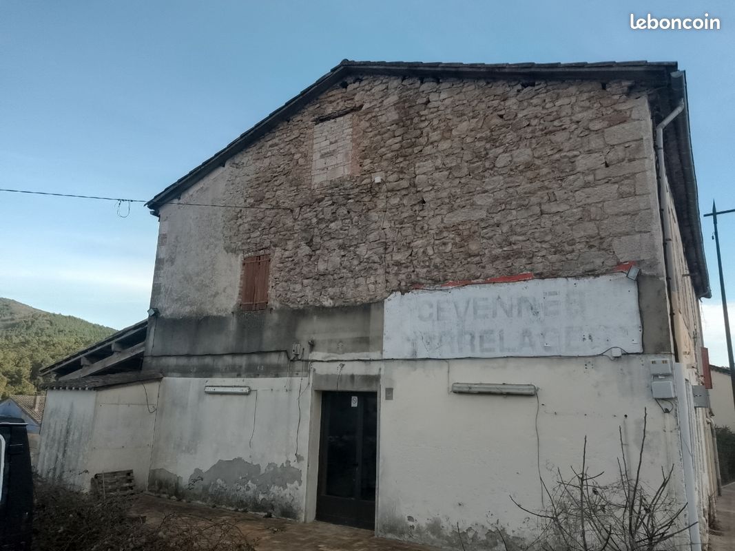 Bâtisse de 500 M2 (image 3)