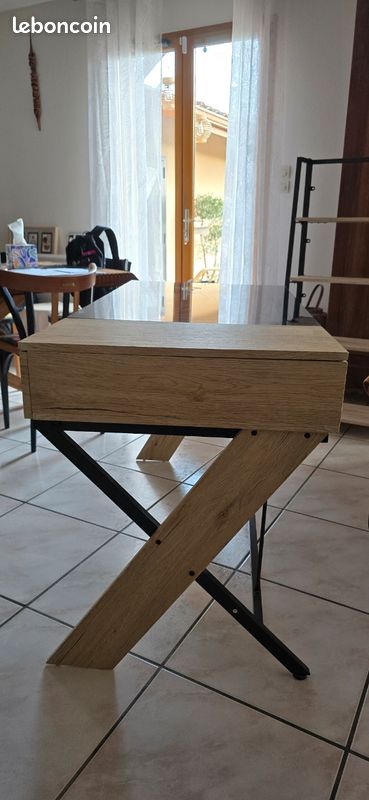 Bureau (image 4)