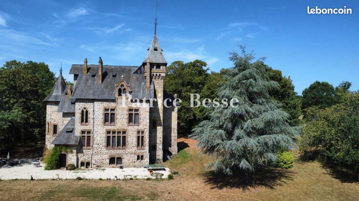 Maison 16 pièces 480 m² · à Mayenne · 480 m² · 749 000 €